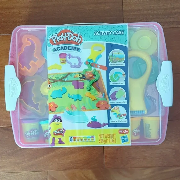 Play doh cheap academy activity case